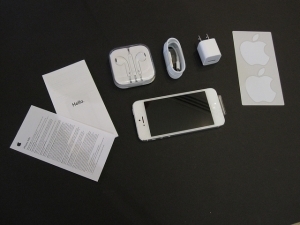 Selling : Apple Iphone 5 32Gb in New Zealand